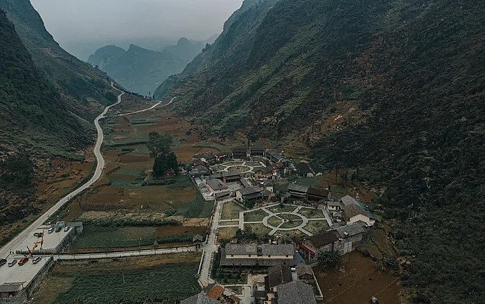 H'mong Ethnic Culture identity Kept in Pa Vi Ha Village H'mong Ethnic Culture identity Kept in Pa Vi Ha Village