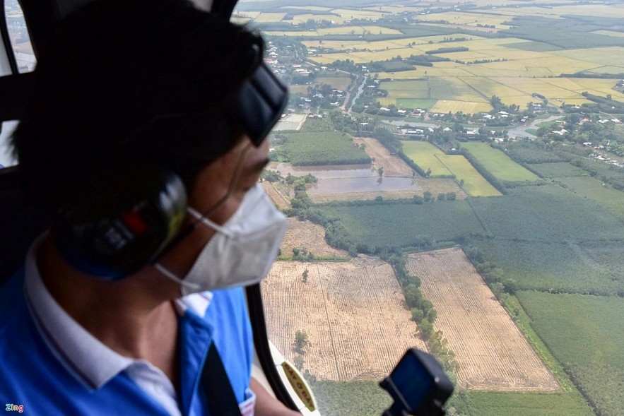 Visitors can experience the view of Ho Chi Minh City on a helicopter during the holiday of April 30. Photo: Duy Hieu. Visitors can experience the view of Ho Chi Minh City on a helicopter during the holiday of April 30. Photo: Duy Hieu.