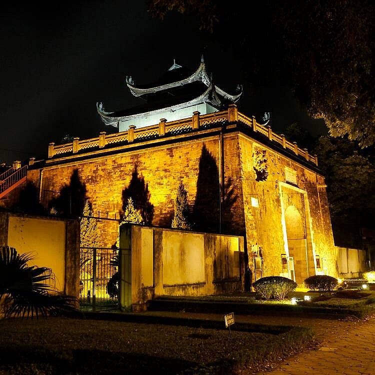 Central Sector of the Imperial Citadel of Thang Long - Hanoi © OUR PLACE The World Heritage Collection Central Sector of the Imperial Citadel of Thang Long - Hanoi © OUR PLACE The World Heritage Collection