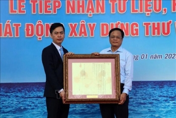 ດ່າໜັງ ຮັບເອົາເອກະສານ, ວັດຖຸພັນອັນລ້ຳຄ່າຢັ້ງຢືນອະທິປະໄຕຂອງ ຫວຽດນາມ ສຳລັບໝູ່ເກາະ ຮ່ວາງຊາ