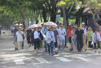 ຂະ​ແໜງທ່ອງ​ທ່ຽວ ບັນດາແຂວງ ມານະ​ພະຍາຍາມ​ຜ່ານ​ຜ່າ​ຄວາມ​ຫຍຸ້ງຍາກ ຕໍ່ໜ້າສະພາບ​ການ​ຂອງ​ເຊື້ອ​ພະຍາດ Covid – 19
