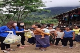 ຊ ດຮ ບພາບ ທະຫານປ ອງກ ນຊາຍແດນເປ ນກຳລ ງຫ ກໃນການຕ ຕ ານການລະບາດຢ ເຂດຊາຍແດນ