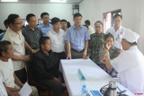 ກວດພະຍາດ, ໃຫ້ຄໍາປຶກສາກ່ຽວກັບສຸຂະພາບ, ແຈກຢາຍຢຸກຢາໂດຍບໍ່ເສຍຄ່າໃຫ້ພໍ່ແມ່ປະຊາຊົນເມືອງວຽງທອງ, ແຂວງບໍລິຄໍາໄຊ-ລາວ ເກືອບ 800 ເທື່ອຄົນ