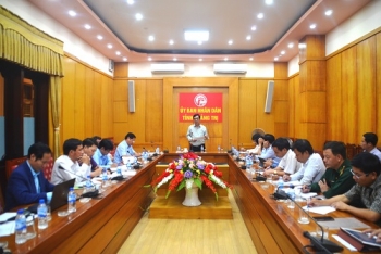 ຜ່ານສະຫຼຸບສັງລວມ ຂອງການຜັນຂະຫຍາຍສ້າງເຂດເສດຖະກິດ-ການຄ້າ ຂ້າມຊາຍແດນ ລາວບາວ - ແດນສະຫວັນ