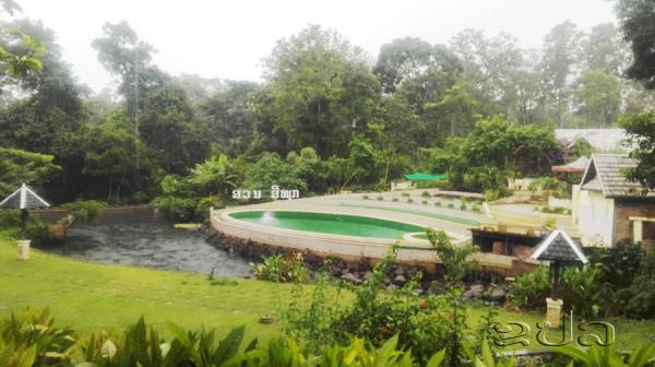 ທ່ຽວສວນສີໜຸກ ທ່າມກາງຄວາມເຢັນສະບາຍ