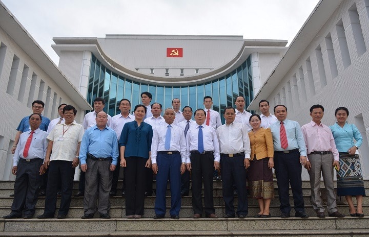 ການນຳຂັ້ນສູງແຂວງ ລາວກ່າຍ ສສຫວຽດນາມ ຕ້ອນຮັບ ການເດີນທາງພົບປະຢ້ຽມຢາມຂອງການນຳຂັ້ນສູງແຂວງອຸດົມໄຊ