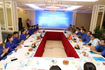ການພົບປະເຈລະຈາ ລະຫວ່າງ ຄະນະຜູ້ແທນຄະນະຊາວໜຸ່ມນະຄອນຮ່າໂນ້ຍ ແລະ ຄະນະຊາວໜຸ່ມນະຄອນຫຼວງວຽງຈັນ