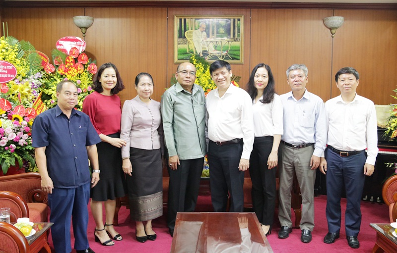 ເພີ່ມທະວີການຮ່ວມມືລະຫວ່າງຄະນະໂຄສະນາສຶກສາສູູນກາງພັກກອມມູນິດຫວຽດນາມ ແລະ ຄະນະໂຄສະນາອົບຮົມສູນກາງພັກປະຊາຊົນປະຕິວັດລາວ