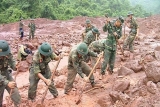 ບ ນດາວ ສາຫະກ ດລາວ ໄດ ສ ບຕ ຮ ວມແຮງຮ ວມໃຈສະໜ ບສະໜ ນ ປະຊາຊ ນທ ຖ ກຜ ນກະທ ບຈາກໄພນ າຖ ວມ