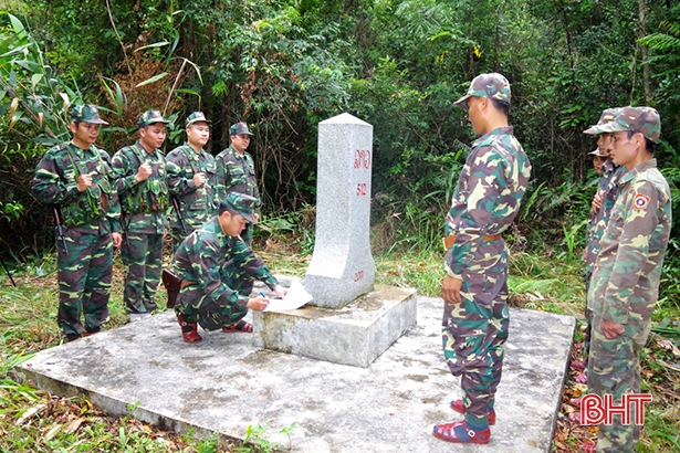 ການລາດຕະເວນສອງຝ່າຍຕາມເສັ້ນຊາຍແດນຮ່າຕິ໋ງ-ຄໍາມ່ວນ
