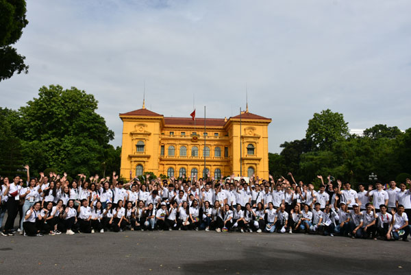ຊາວໜຸ່ມ ນັກສຶກສາ ຫວຽດນາມ ທີ່ອາໄສ ຢູ່ ຕ່າງປະເທດ ເຂົ້າຮ່ວມຄ້າຍພັກແລ້ງ ຫວຽດນາມ 2019