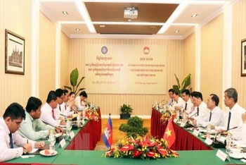 ຫວຽດນາມ ແລະ ກຳປູເຈຍ ເພີ່ມທະວີການຮ່ວມມືປະຕິບັດວຽກງານແນວໂຮມ
