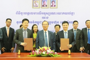ກຸ່ມບໍລິສັດ ໂທລະຄົມມະນາຄົມ Viettel ໄດ້ເປີດຂະຫຍາຍເຄືອຂ່າຍ 5 ຈີ ແຫ່ງທໍາອິດ ຢູ່ເອເຊຍຕະວັນອອກສຽງໃຕ້