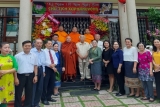 ພ ອມກ ນຮ ຳຮຽນເອ າແບບແຜນການດຳລ ງຊ ວ ດ ແລະບ ດຮຽນອ ນລ າຄາຂອງປະທານ ສ ພານ ວ ງ