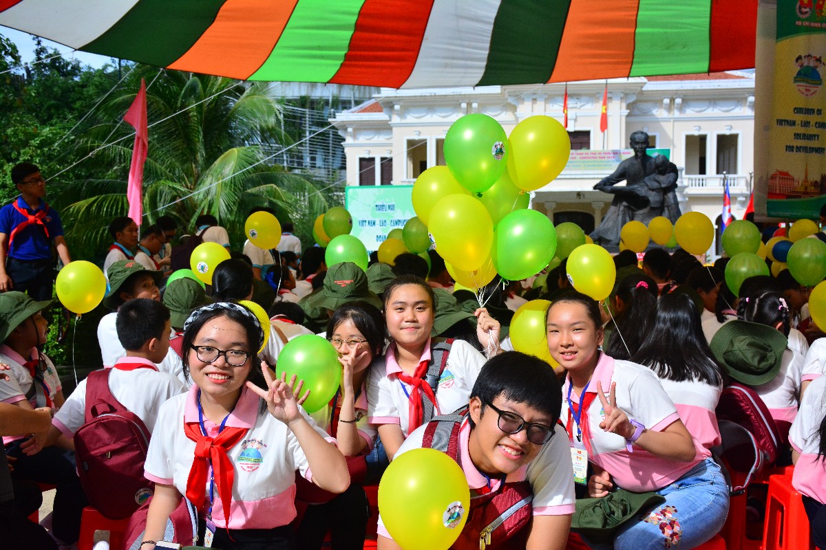 ເປີດຄ້າຍພັກແລ້ງເຍົາວະຊົນ 3ຊາດ ຫວຽດນາມ-ລາວ-ກຳປູເຈຍ