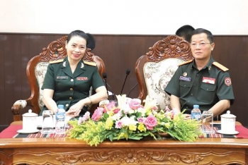 ສົ່ງເສີມການພົວພັນ ລະຫວ່າງ ກົມໃຫຍ່ການເມືອງກອງທັບ ລາວ ແລະ ຫວຽດນາມ