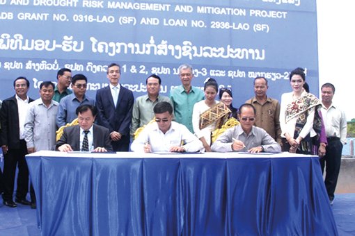 ສປປ ລາວ: ມອບຮັບໂຄງການຊົນລະປະທານສ້າງຫົວບໍ່ ດົງຄວາຍ