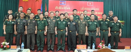 ກອງທັບຫວຽດນາມ - ກຳປູເຈຍ ເພີ່ມທະວີການແລກປ່ຽນປະສົບການໃນຫຼາຍຂົງເຂດ