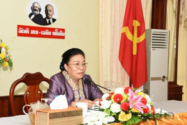 ຄະນະ​ພົວພັນ​ຕ່າງປະ​ເທດ​ສູນ​ກາງ​ພັກ ເຜີຍແຜ່ ເອກະສານສຳຄັນຂອງຊາດ ແລະ ສາກົນ