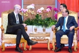 WEF ASEAN 2018: ນາຍົກລັດຖະມົນຕີ ຫງວຽນຊວນຟຸກ ຕ້ອນຮັບການນຳ Facebook