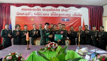 ກອງບັນຊາການທະຫານ ແຂວງໄຊຍະບູລີ (ລາວ) ແລະ ແຂວງອຽນບ໋າຍ ໄດ້ລົງນາມໃນບົດບັນທຶກຊ່ວຍຈຳ ສຳລັບການເຄື່ອນໄຫວໃນປີ 2020
