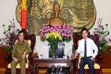 ປະທານຄະນະ ກຳມະການປະຊາຊົນແຂວງນາມດິ້ງ ຕ້ອນຮັບຄະນະຜູ້ແທນ ພະແນກ ປ້ອງກັນຄວາມສະຫງົບ ແຂວງອຸດົມໄຊ ສປປ ລາວ