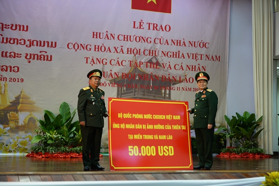 ຫວຽດນາມ ມອບຫຼຽນໄຊອັນສູງສົ່ງໃຫ້ແກ່ໝູ່ຄະນະ, ສ່ວນບຸກຄົນສັງກັດກອງທັບ ປະຊາຊົນລາວ