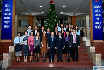 ລັດຖະມົນຕີການຕ່າງປະເທດລາວ ມາຢ້ຽມຢາມ, ເຮັດວຽກກັບສະຖາບັນການຕ່າງປະເທດຫວຽດນາມ
