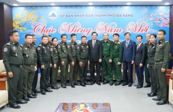 ថ្នាក់ដឹកនាំទីក្រុង Da Nang បានទទួលជួបបញ្ជាការដ្ឋានយោធភូមិភាគទី ៤ កងយោធពលខេមរភូមិន្ទកម្ពុជា
