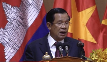 សម្តេចតេជោ ហ៊ុន សែន អញ្ជើញចូលរួមពិសារអាហារអបអរសាទរបុណ្យចូលឆ្នាំថ្មីវៀតណាម
