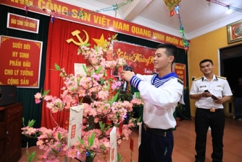 ទូទាំងប្រទេសអបអរសាទរស្វាគមន៍មហាសន្និបាតបក្សនីតិកាលទី ១៣