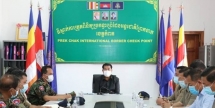 អាជ្ញាធរខេត្តកំពត បញ្ជាដល់កម្លាំងនៅតាមព្រំដែនកម្ពុជា-វៀតណាម រឹតបន្តឹង និងចាត់វិធានយ៉ាងម៉ឺងម៉ាត់ ដើម្បីទប់ស្កាត់ការនាំចូលវីរុសកូវីដ-១៩