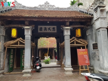 ទំនៀមទំលាប់សែនគ្រូដើមនៅតាមភូមិរបរនានានៅវៀតណាម
