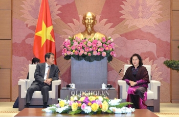 លោកស្រីប្រធានរដ្ឋសភា Nguyen Thi Kim Ngan បានទទួលជួបលោកឯកអគ្គរាជទូតជប៉ុនប្រចាំនៅវៀតណាម Umeda Kunio
