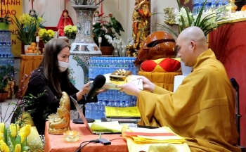 ប្រជាជនវៀតណាមនៅប្រទេសប៉ូឡូញបន់ស្រន់សុំសេចក្តីសុខនៅដើមឆ្នាំថ្មីឆ្នាំ២០២១