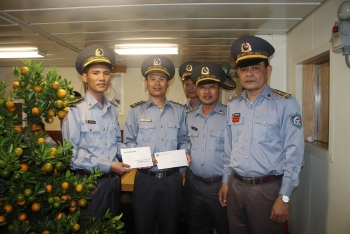 ធូរចិត្តនៅលំហរសមុទ្រ