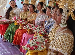 អបអរសាទរពិធីបុណ្យចូលឆ្នាំថ្មីប្រពៃណីខ្មែរ ក្នុងស្ថានភាពនៃជំងឺ Covid-19 រីករាលដាល