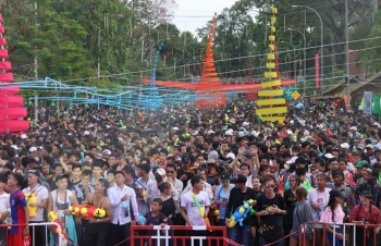 សម្តេចតេជោ ហ៊ុន សែន ប្រកាសផ្អាកបុណ្យចូលឆ្នាំខ្មែរ ដើម្បីទប់ស្កាត់ជំងឺកូវីដ១៩