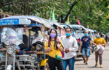 ឡាវពន្យាពេលសម្រាប់ការរក្សាគម្លាតសង្គម រីឯកម្ពុជាទទួលបានឧបករណ៍ធ្វើតេស្តរហ័សវីរុស Sar-Cov-2