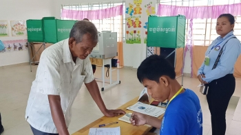 កម្ពុជា៖ ការបោះឆ្នោតជ្រើសរើសក្រុមប្រឹក្សាអាណត្តិទី៣ ឆ្នាំ២០១៩ ចាប់ផ្តើមជាផ្លូវការ