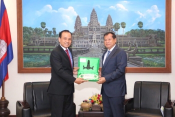 ប្រទេសឡាវ​នឹង​បើក​ការហោះហើរ​ត្រង់​មកប្រទេស​កម្ពុជា​ឡើងវិញ​នៅ​ខែតុលា​