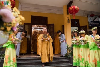 សមាគមព្រះពុទ្ធសាសនាវៀតណាមអំពាវនាវឱ្យ ព្រះសង្ឃ ពុទ្ធបរិស័ទ  បន្តសាមគ្គីគ្នាក្នុងការប្រយុទ្ធប្រឆាំងនឹងជំងឺរាតត្បាតសកល