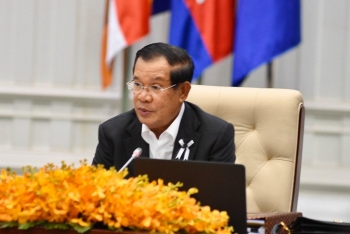 សម្តេចតេជោ ហ៊ុន សែន អញ្ជើញដឹកនាំកិច្ចប្រជុំពេញអង្គគណៈរដ្ឋមន្ត្រី