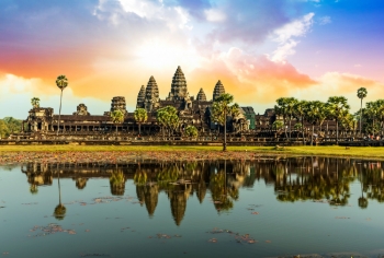 ការទាក់ទាញពីប្រាសាទបុរាណនៅខេត្តសៀមរាបនៃប្រទេសកម្ពុជា