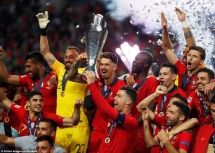 ព័រទុយហ្គាល់​ឈ្នះ​ជើងឯក Nations League លើក​ដំបូង ក្រោយ​ឈ្នះ​ហូឡង់​នៅ​វគ្គ​ផ្តាច់ព្រ័ត្រ