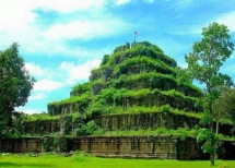ប្រាសាទកោះកេរ្តិ៍ ឬ​កោះកែរ​ជា​ប្រវត្តិសាស្ត្រ​មាន​អាយុកាល​ជាង​១​ពាន់​ឆ្នាំ