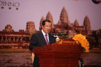 សម្តេចអគ្គមហាសេនាបតីតេជោ ហ៊ុន សែន  ​ប្រឆាំង​ការបន្លំ​នាំ​សំរាម​ចូល​មក​កម្ពុជា​