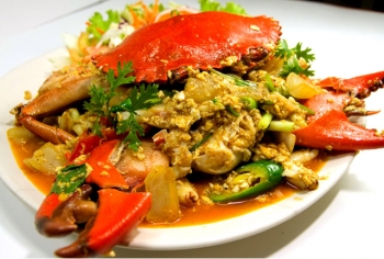 អាហា​រទាំង ១០មុខ ​សម្រាប់​​ភ្ញៀវ​ទេសចរ​​គួរ​តែ​​សាក​ល្បង​​ពិសា​ ​នៅ​​ពេល​​មក​​លេង​​នៅ​​កម្ពុជា​