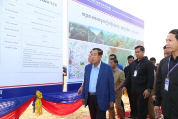 សម្តេចតេជោ ហ៊ុន សែន អញ្ជើញពិនិត្យការដ្ឋានសាងសង់ពហុកីឡដ្ឋាន «មរតកតេជោ»