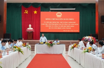 នាយករដ្ឋមន្រ្តី លោក Nguyen Xuan Phuc អញ្ជើញចុះពិនិត្យវឌ្ឍនភាពនៃការសាងសង់គម្រោងអាកាសយានដ្ឋាន Long Thanh